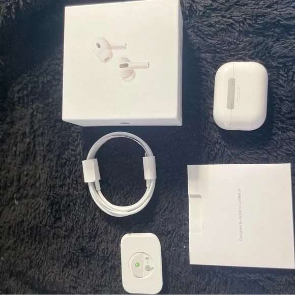 Wireless Earbuds with Charging Case - White @lrpods pro gen 2